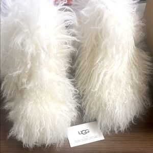 UGG Fluffy Momma Mongolian White Boots